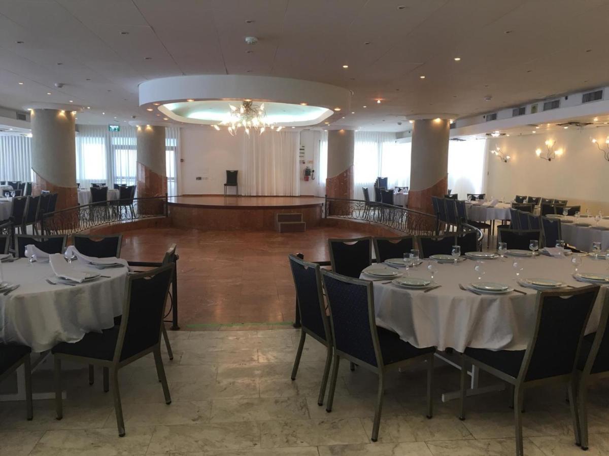 Park Hotel Netánja Kültér fotó