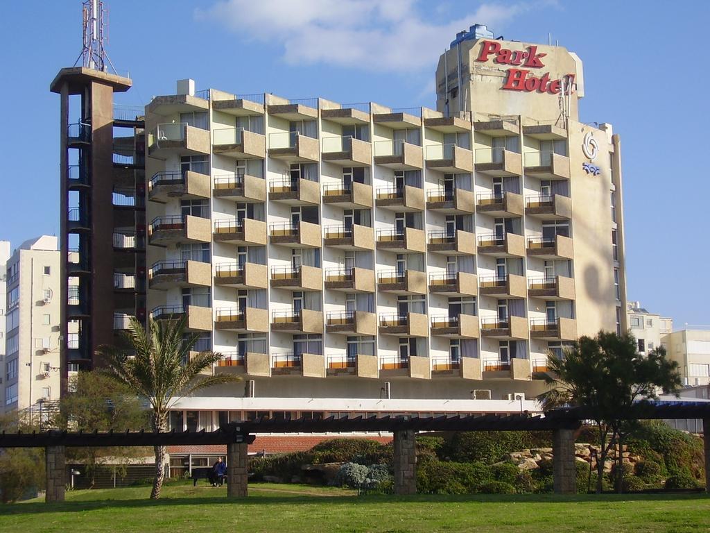 Park Hotel Netánja Kültér fotó